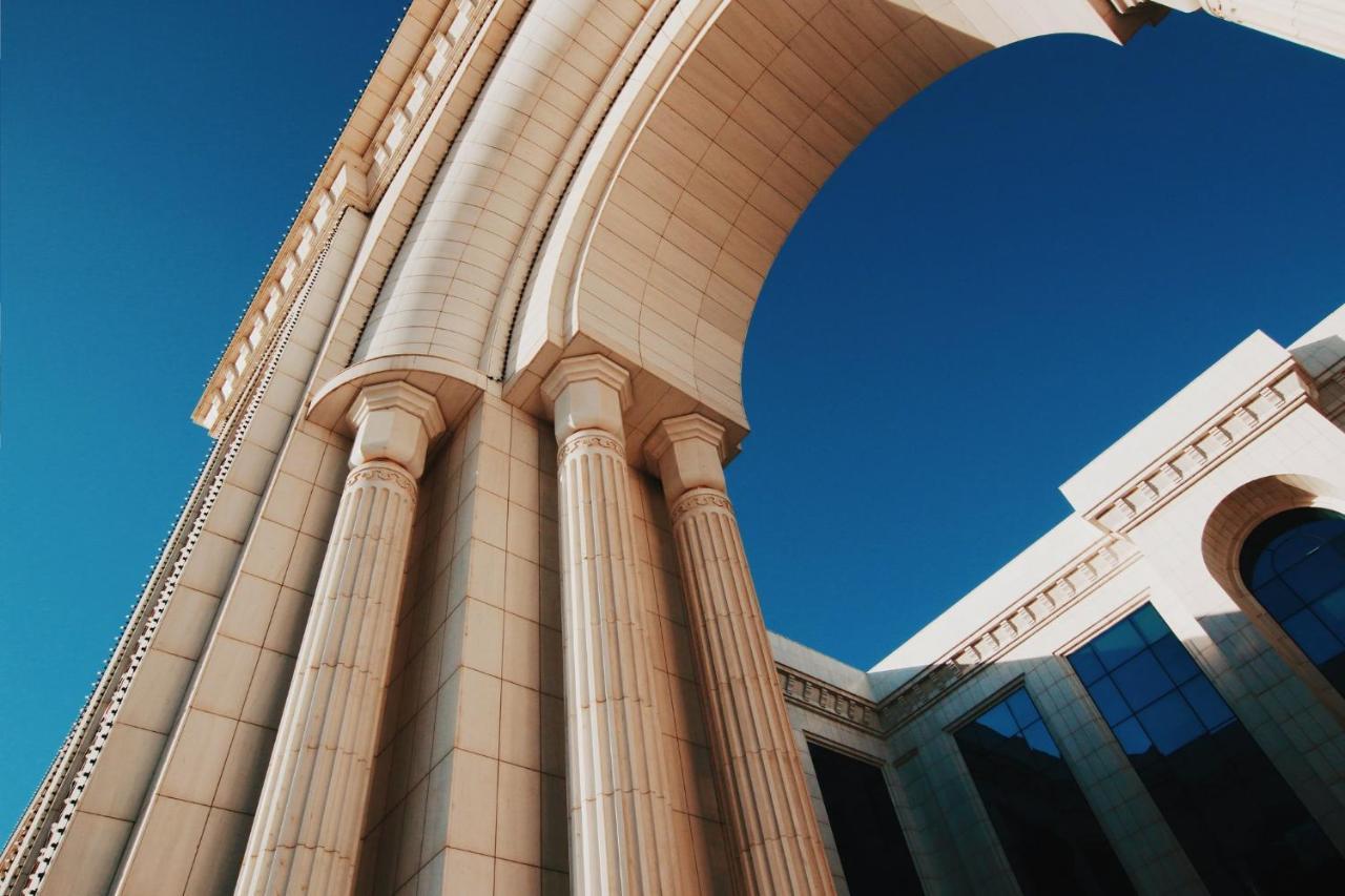 Intercontinental Tashkent By Ihg Hotel Екстериор снимка