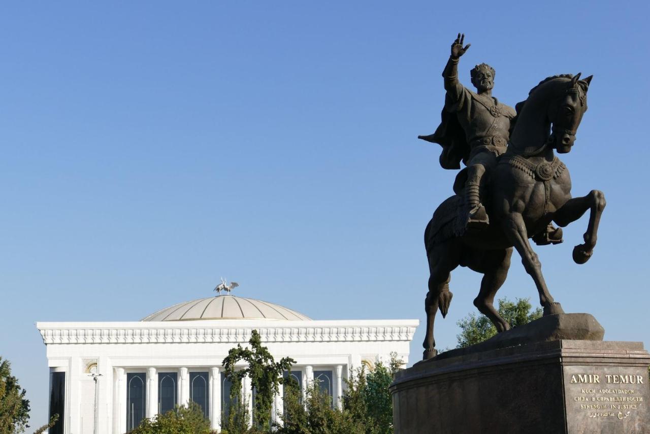 Intercontinental Tashkent By Ihg Hotel Екстериор снимка