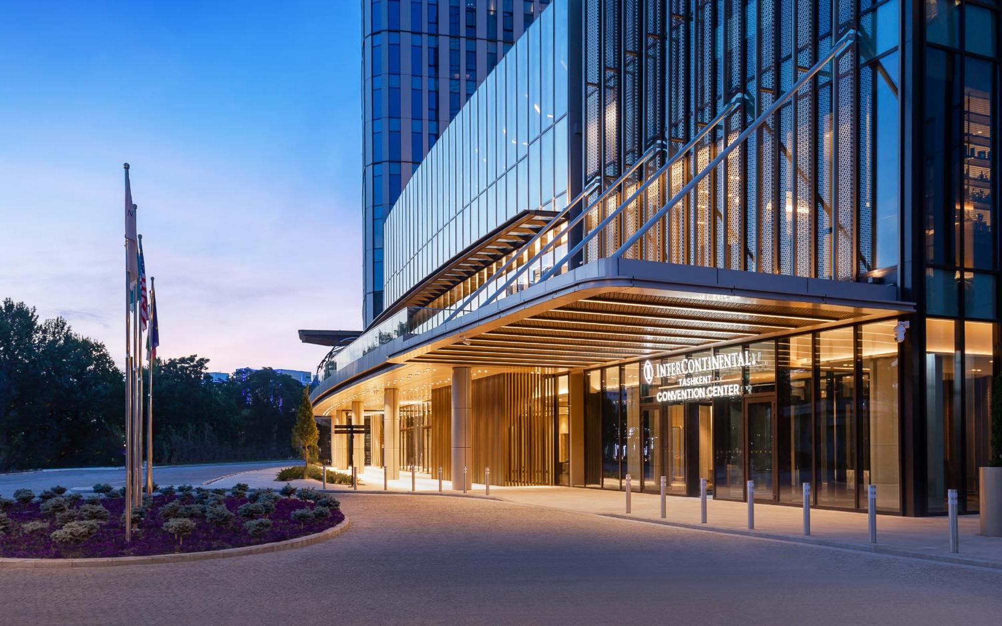 Intercontinental Tashkent By Ihg Hotel Екстериор снимка