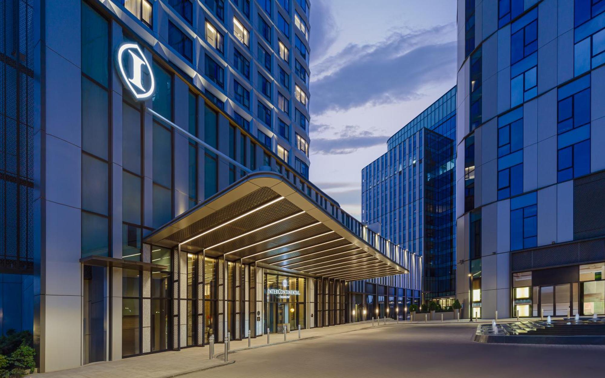 Intercontinental Tashkent By Ihg Hotel Екстериор снимка